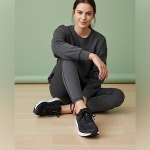 HOKA ONE ONE Running Shoes – Women’s 7.5 (Black)